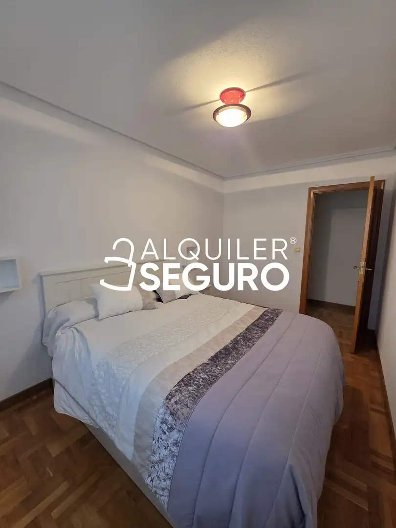 Habitación de Piso de alquiler en Burgos con Calefacción y Amueblado
