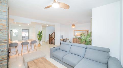 Photo 3 of Single-family semi-detached for sale in Avenida del Cantábrico, 286, Las Castañeras - Bulevar, Madrid