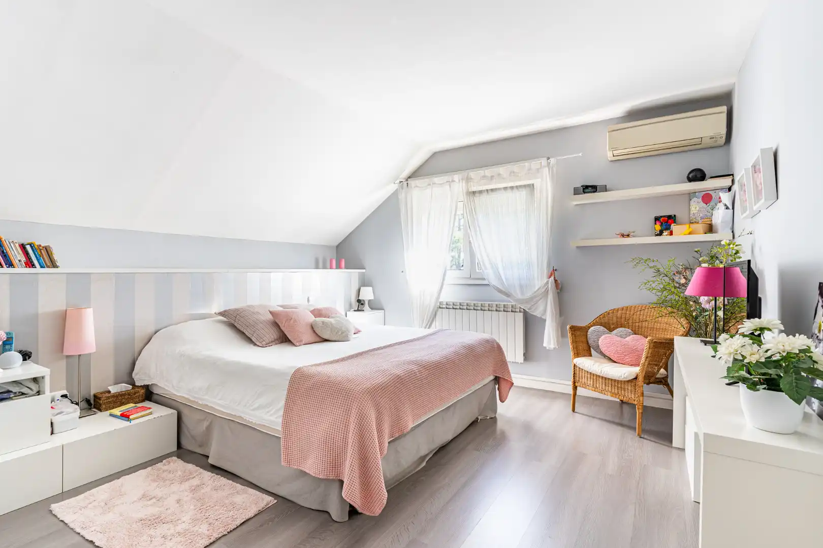 Dormitori de Casa o xalet en venda en Las Rozas de Madrid amb Aire condicionat, Calefacció i Jardí privat