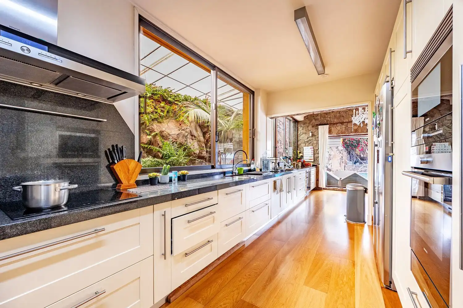 Cocina de Casa o chalet en venta en Telde con Jardín privado, Terraza y Piscina