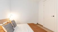 Bedroom of Flat for sale in  Barcelona Capital  with Air Conditioner