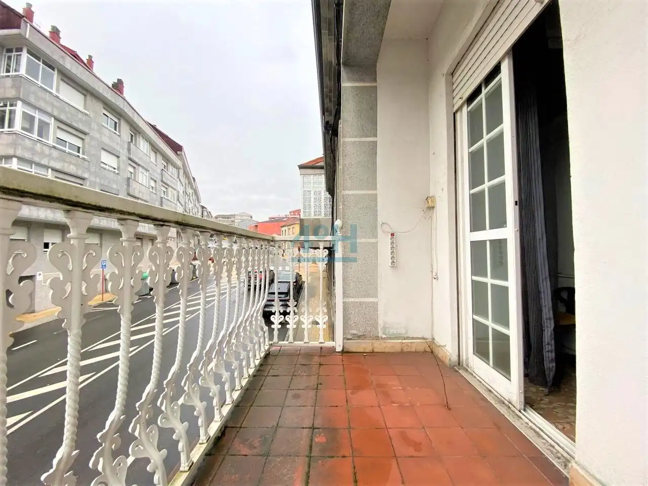Außenansicht von Haus oder Chalet zum Verkauf in Ourense Capital  mit Heizung, Privatgarten und Abstellraum