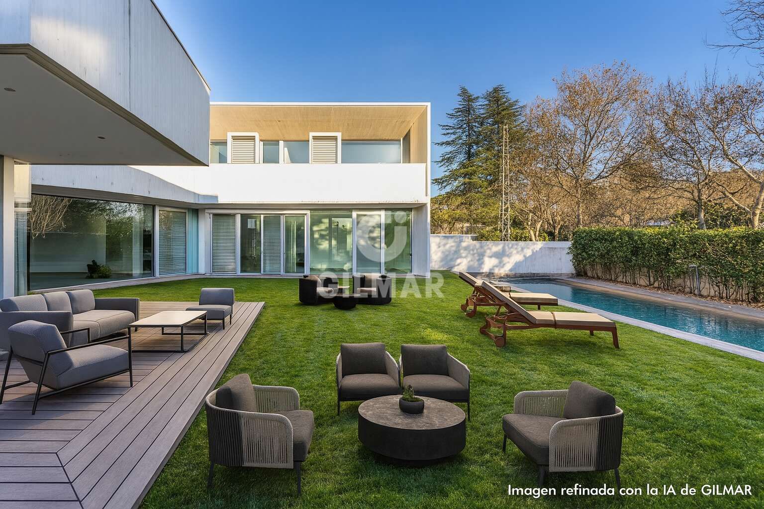 Terrassa de Casa o xalet en venda en  Madrid Capital amb Calefacció, Jardí privat i Piscina