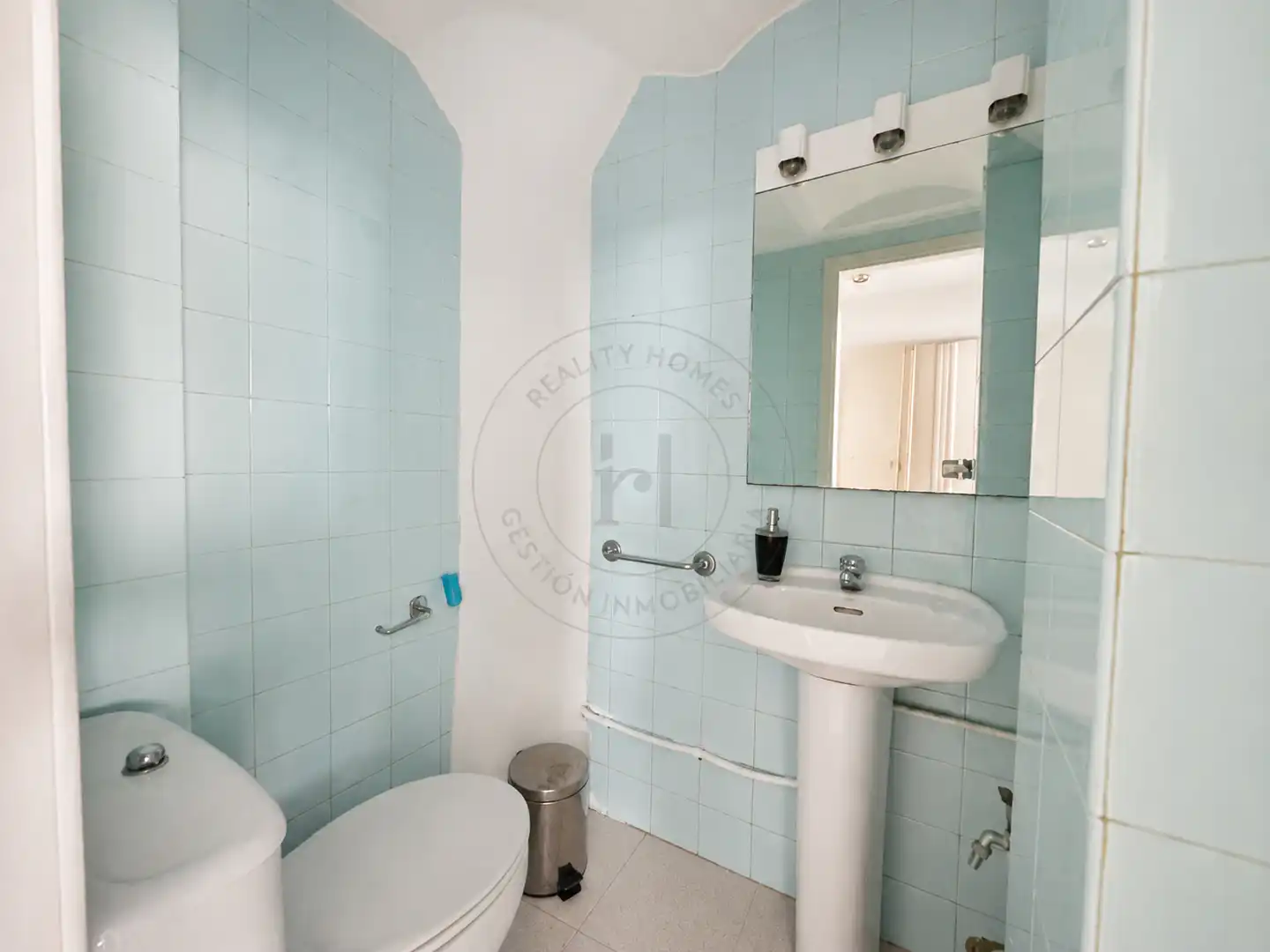 Badezimmer von Gebäude zum Verkauf in Tarragona