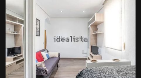 Photo 2 of Flat for rent in Calle de Barbieri, Justicia - Chueca, Madrid Capital