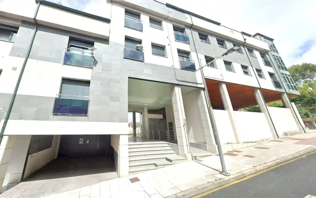 Vista exterior de Pis en venda en Lalín