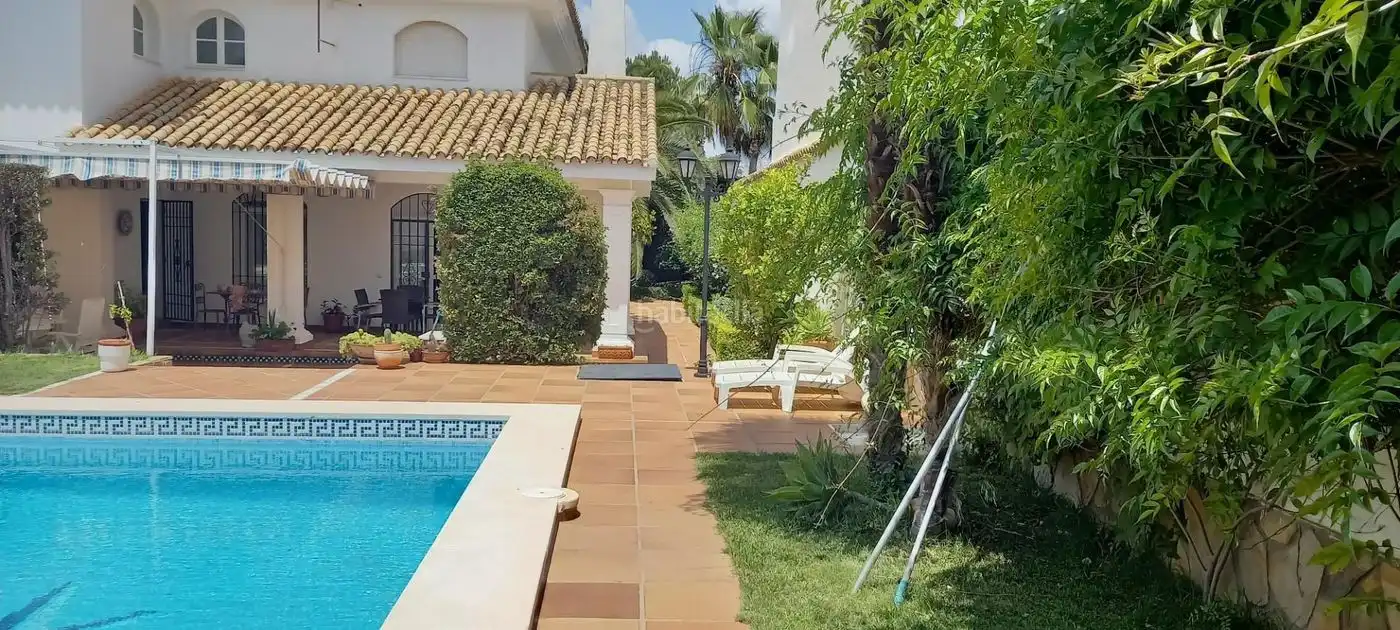 Casa en venda a Calle Huerta del Carmen 1