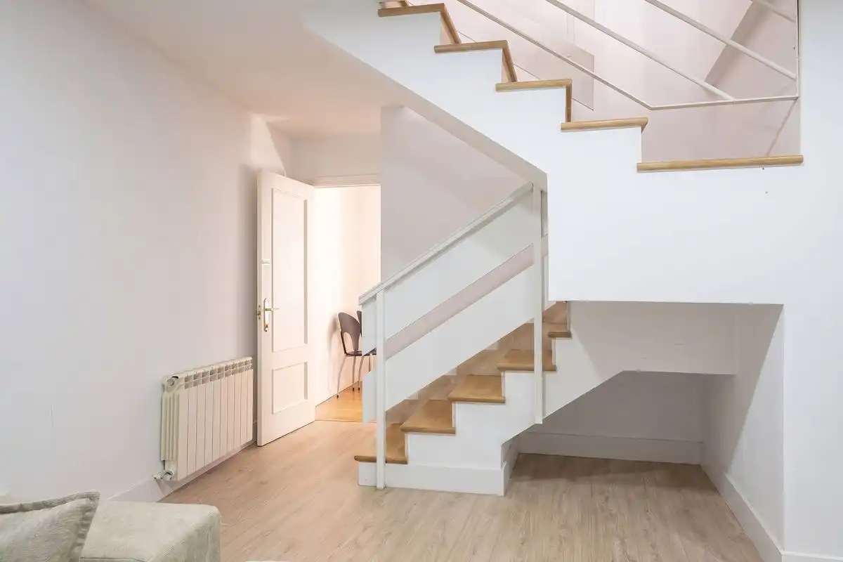 Maisonette zum Verkauf in Madrid mit Heizung, Terrasse und Balkon