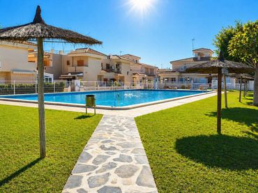 Appartement compact avec piscine à vendre à Calle Calle Pintor Ribera-Playa Flamenca