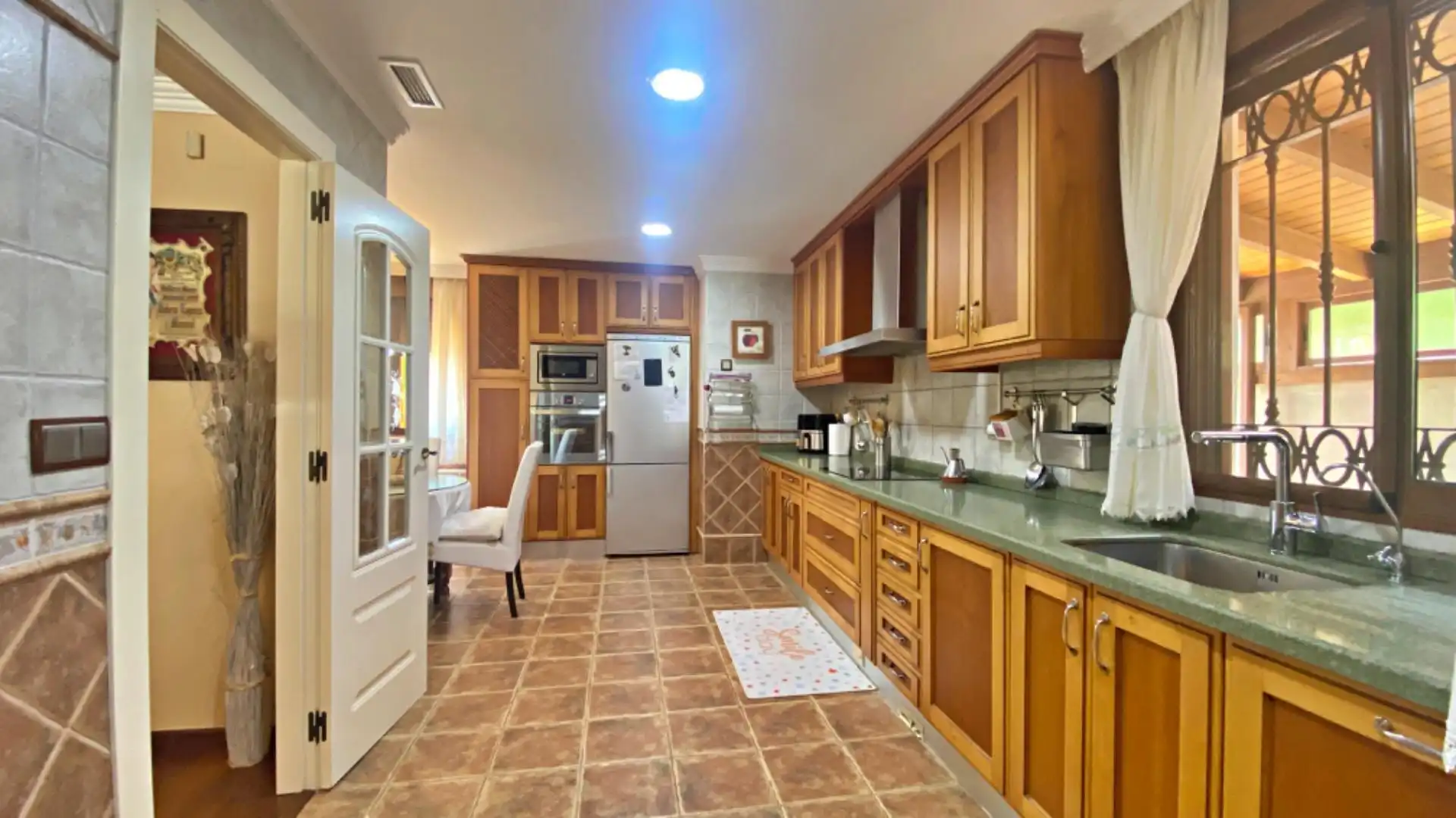 Chalet con piscina en venta en Playa de San Juan - El Cabo de las Huertas, imagen 11