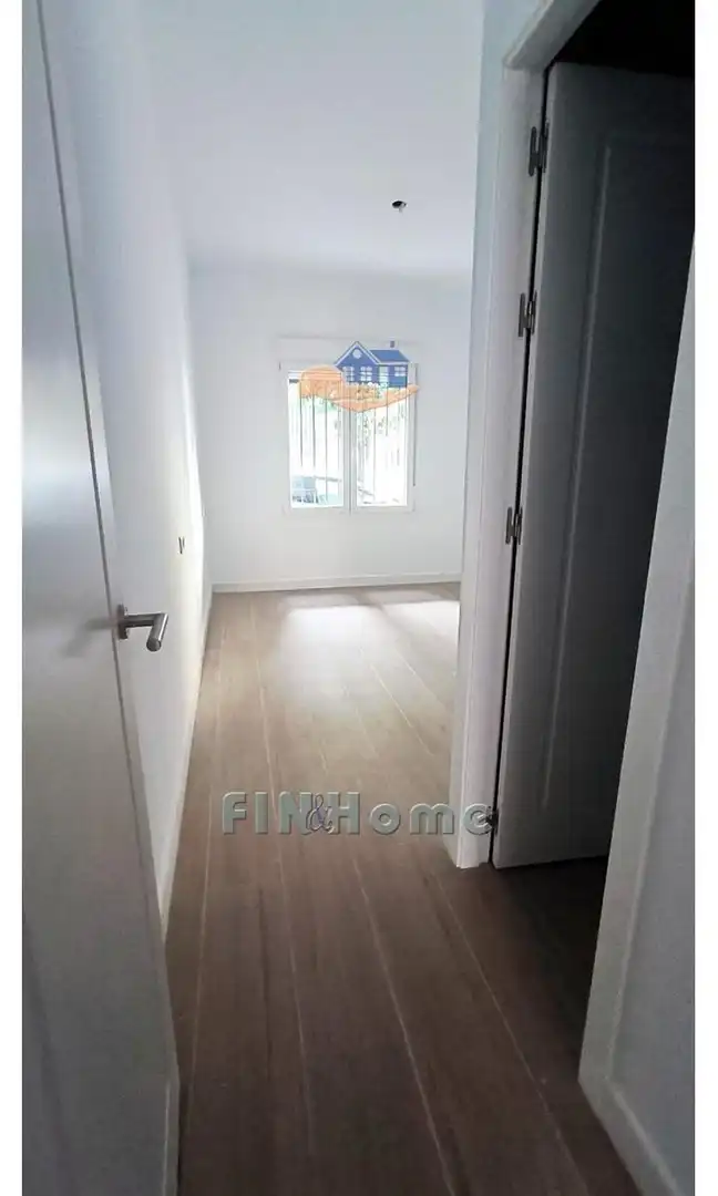 Schlafzimmer von Wohnung zum Verkauf in Sevilla mit Klimaanlage und Heizung