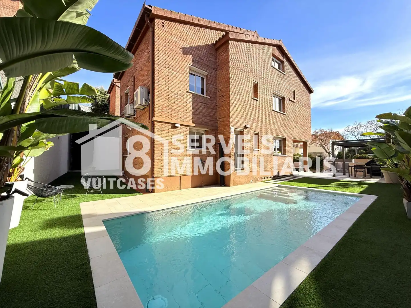 Exterior view of Houses for sale in El Masnou  with Heating, Private garden and Terrace