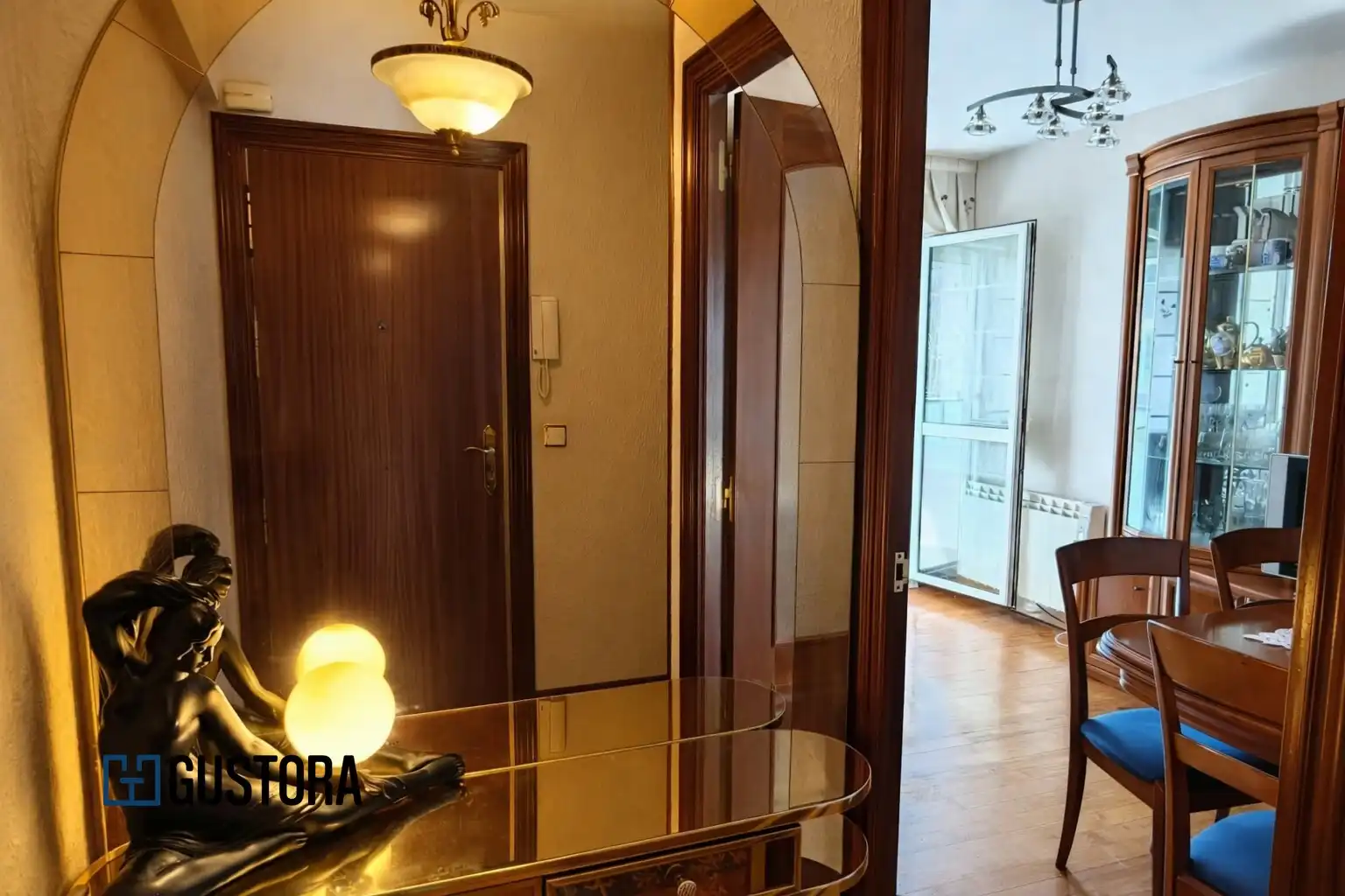 Habitación de Piso en venta en Donostia - San Sebastián  con Calefacción, Terraza y Trastero