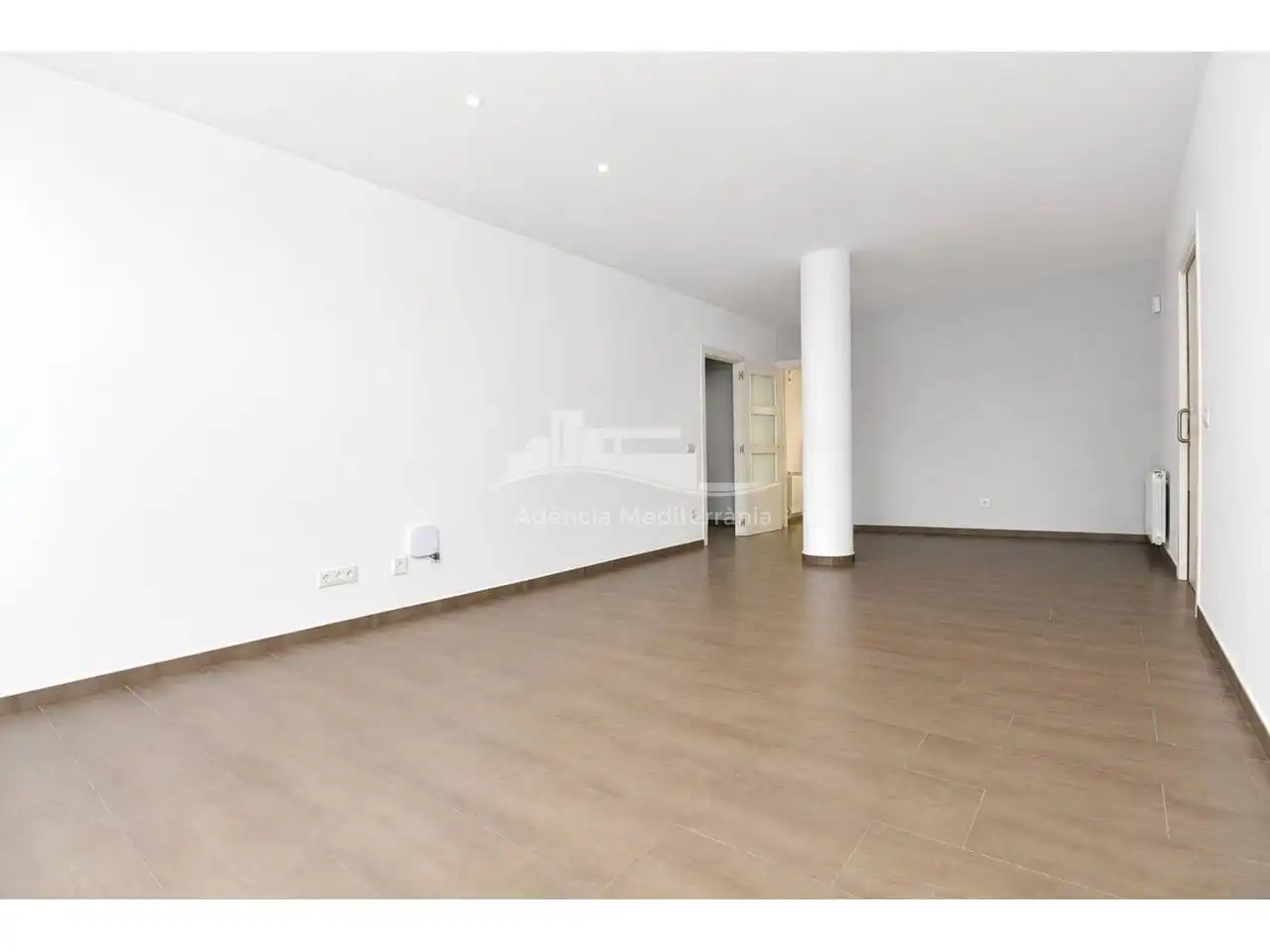 Sala d'estar de Pis en venda en Palamós amb Calefacció