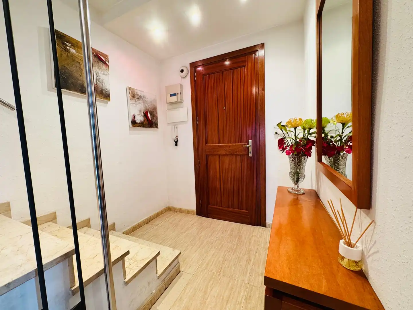 Casa adosada en venda en Figueres amb Calefacció, Jardí privat i Terrassa