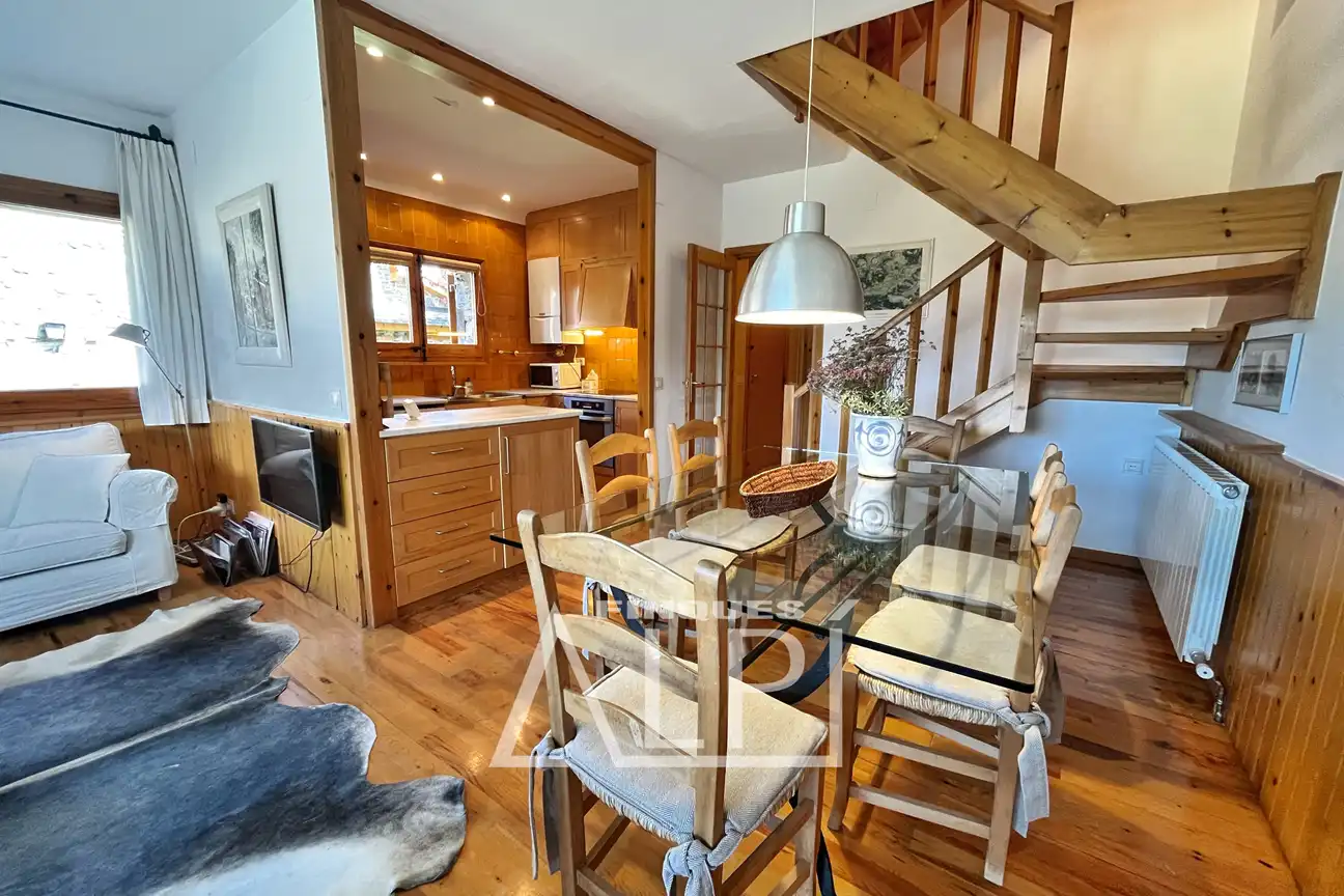 Dining room of Detached homes for sale in Prats i Sansor  with Heating, Private garden and Parquet flooring