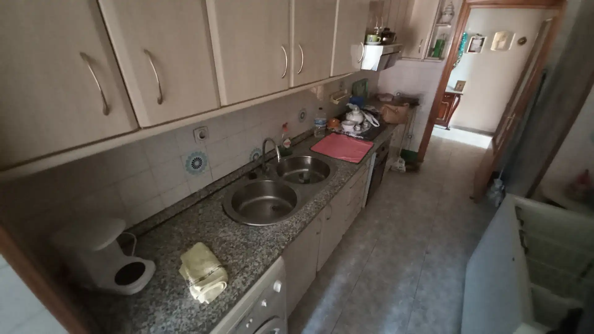 Kitchen of Flat for sale in Zamora Capital   with Heating and Furnished