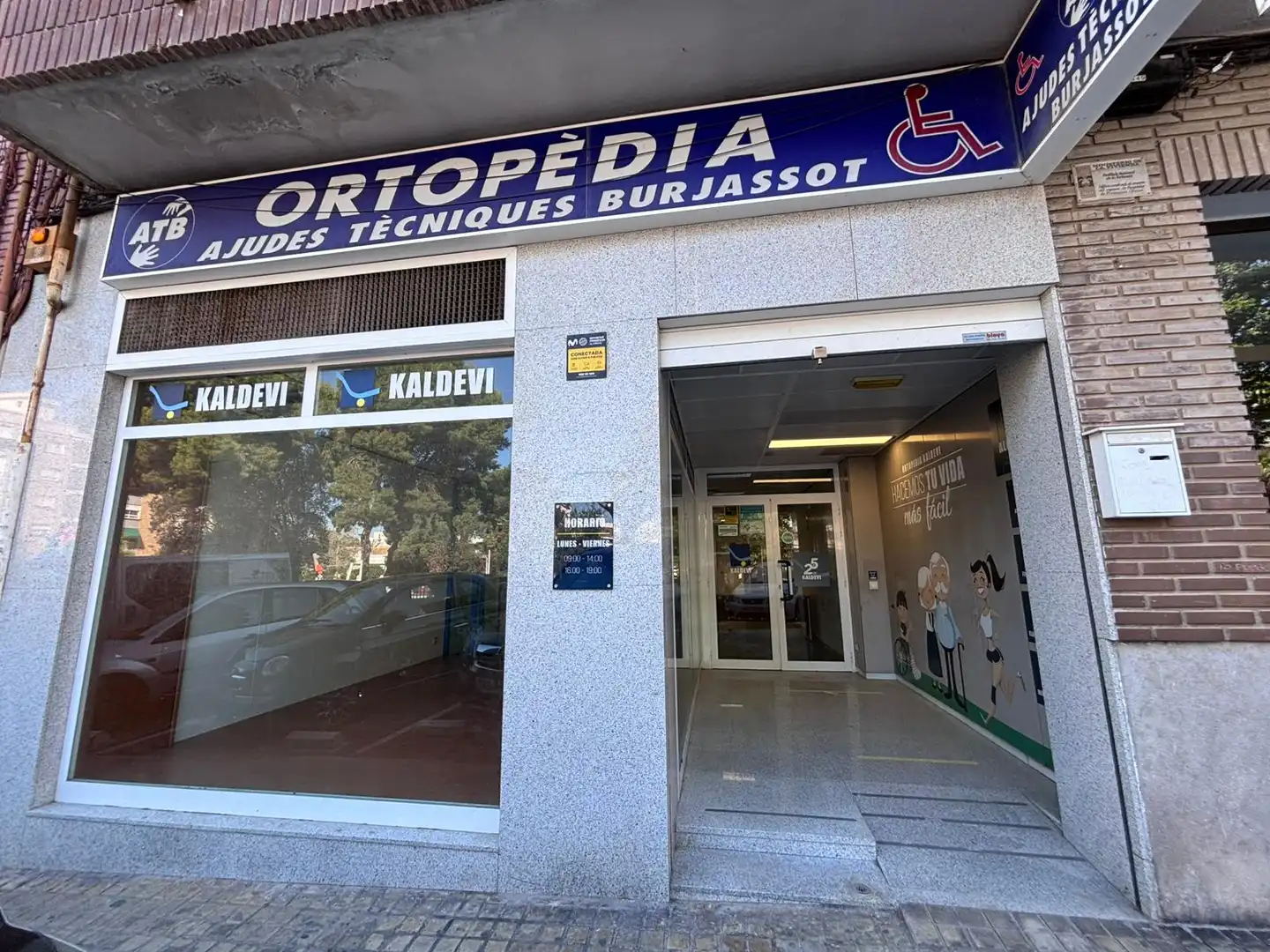 Local en venda en Burjassot amb Aire condicionat i Moblat