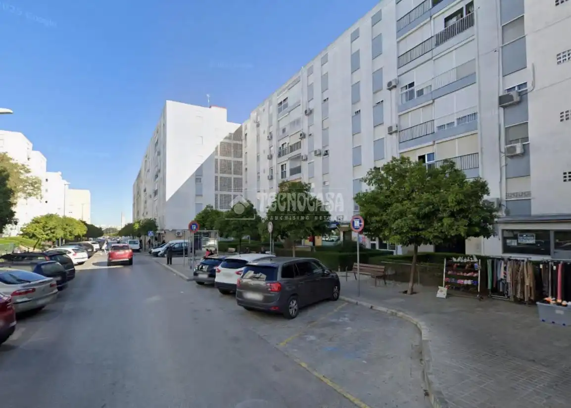 Vista exterior de Pis en venda en Jerez de la Frontera amb Aire condicionat