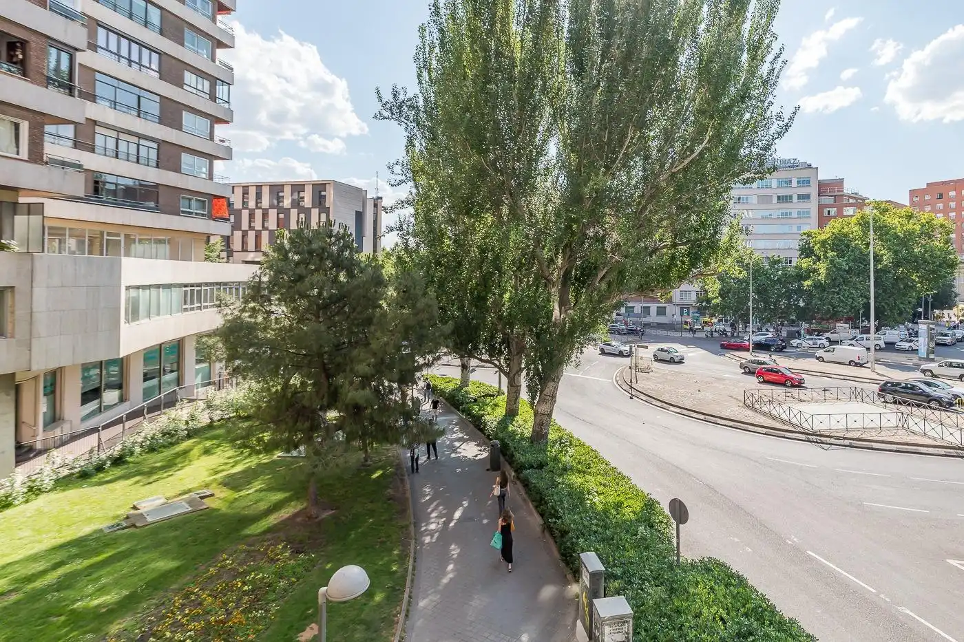 Vista exterior de Oficina de alquiler en Madrid con Aire acondicionado, Calefacción y Terraza