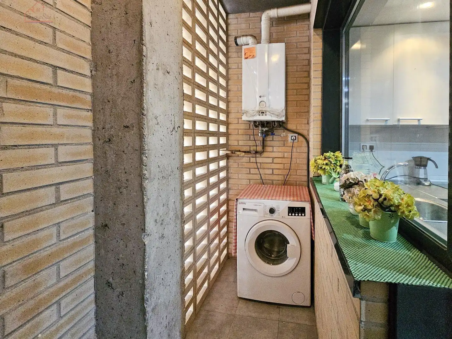 Piso con terraza en venta en Calle URGEL, imagen 6