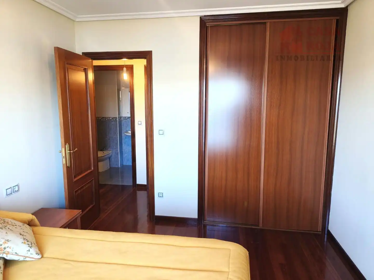 Dormitori de Apartament en venda en Moaña amb Calefacció, Traster i Moblat