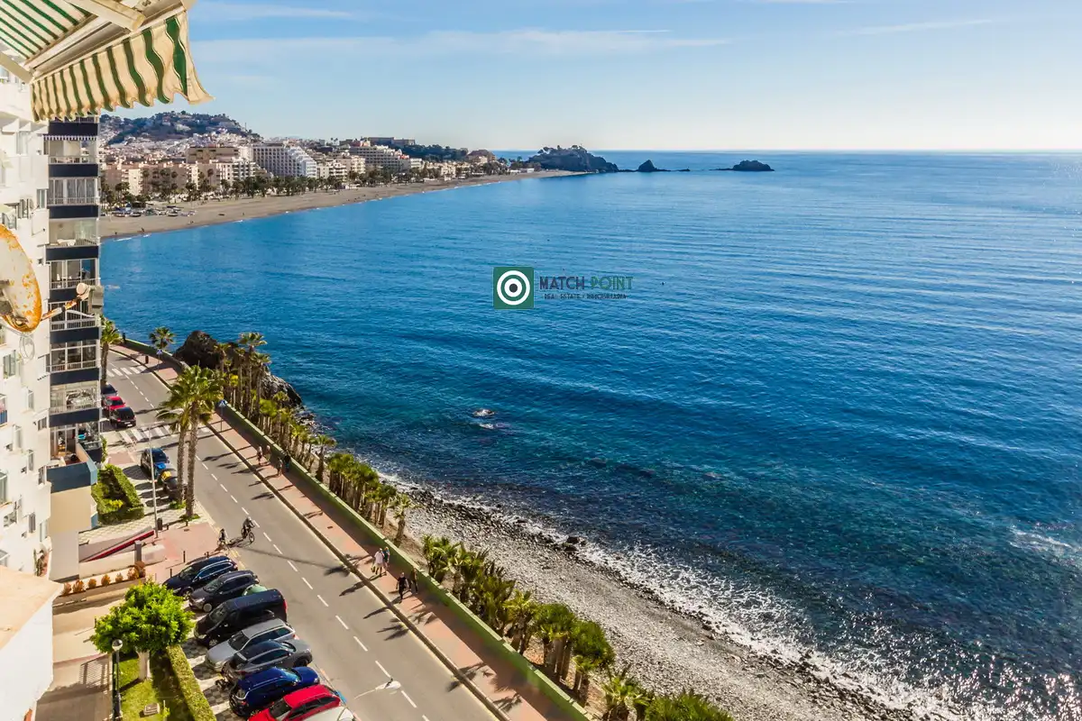 Vista exterior de Apartament de lloguer en Almuñécar amb Moblat