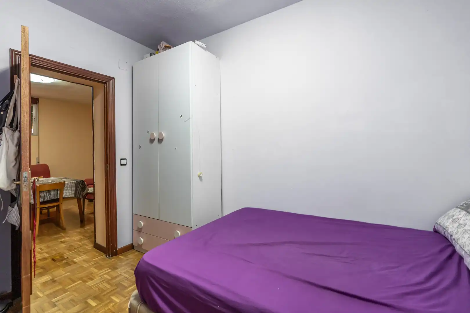 Habitación de Piso en venta en Madrid con Calefacción