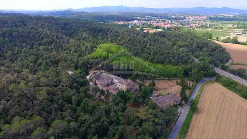 Country homes for sale in Flaçà  with Air Conditioner, Heating and Private garden