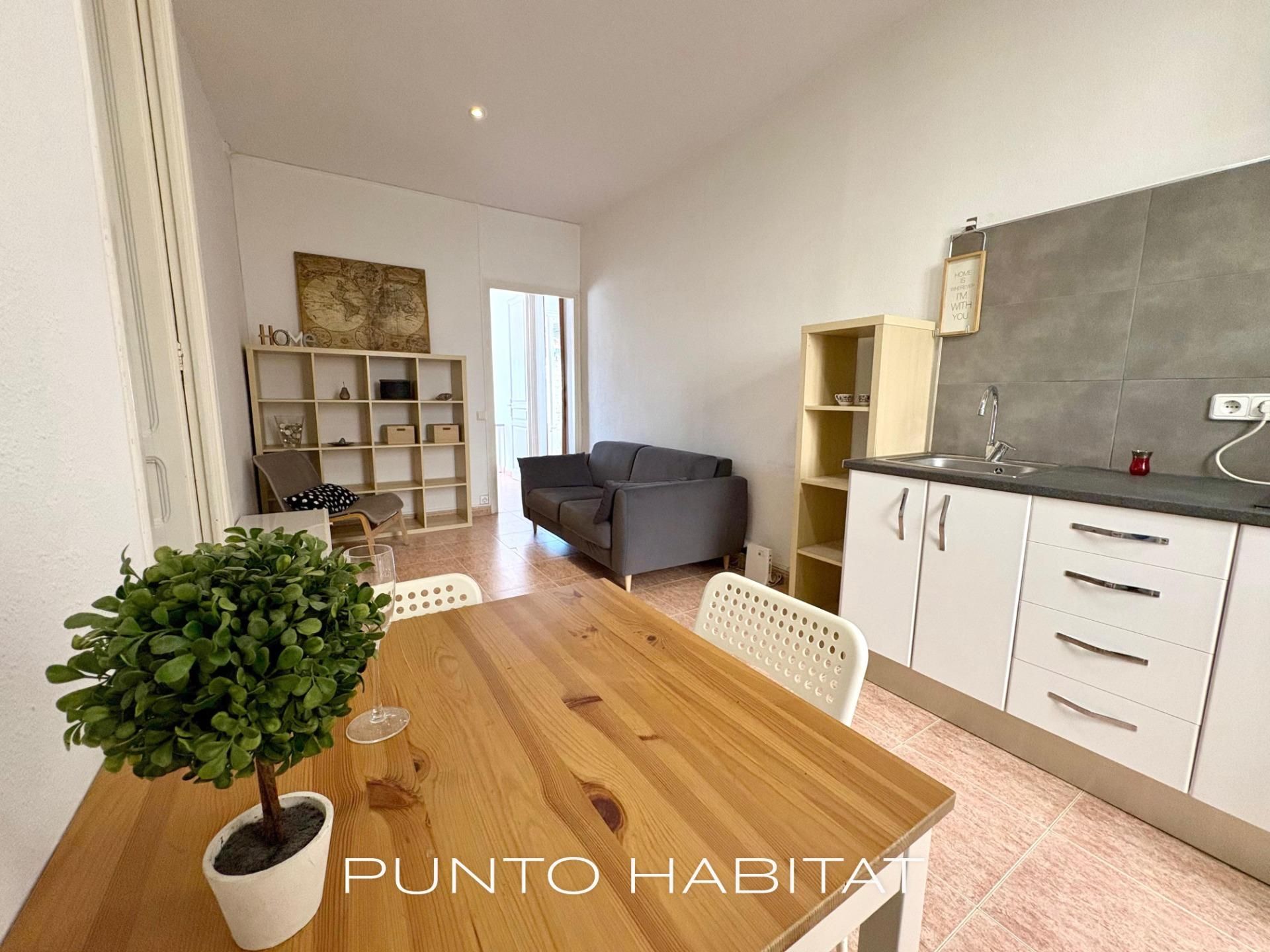 Sala d'estar de Pis en venda en  Barcelona Capital amb Balcó