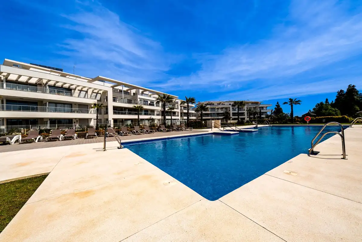 Piscina de Planta baja en venta en Mijas con Aire acondicionado, Calefacción y Terraza