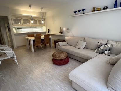 Sala d'estar de Apartament de lloguer en Palafrugell amb Terrassa