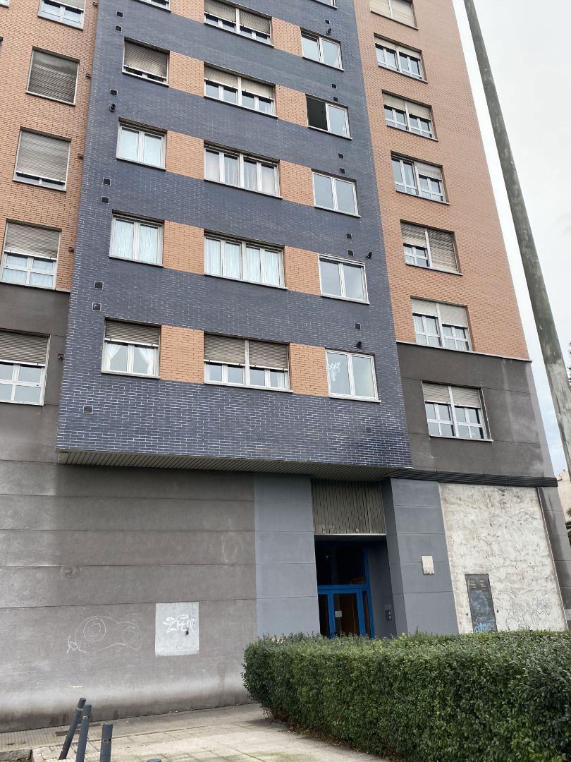 Exterior view of Flat for sale in Avilés  with Heating, Parquet flooring and Storage room