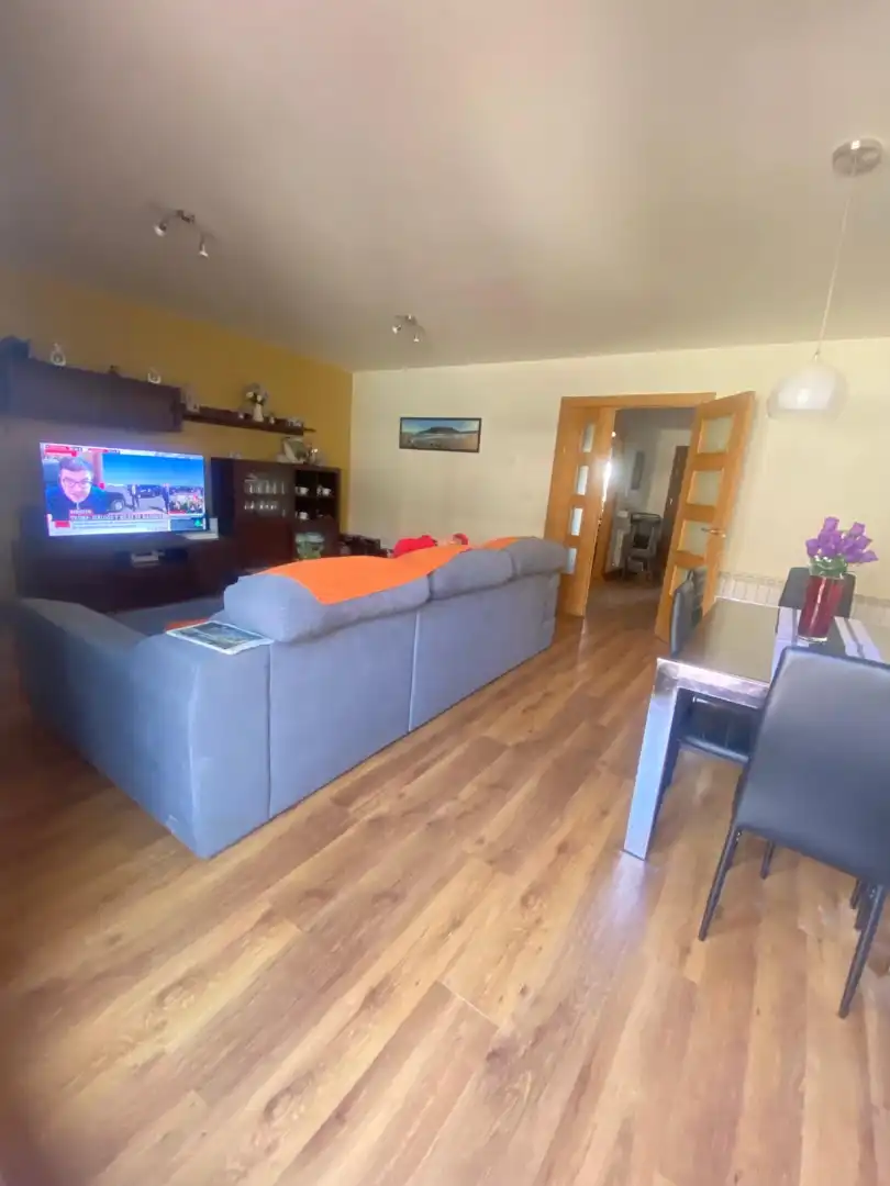 Sala de estar de Casa adosada en venta en Cintruénigo con Calefacción, Jardín privado y Terraza