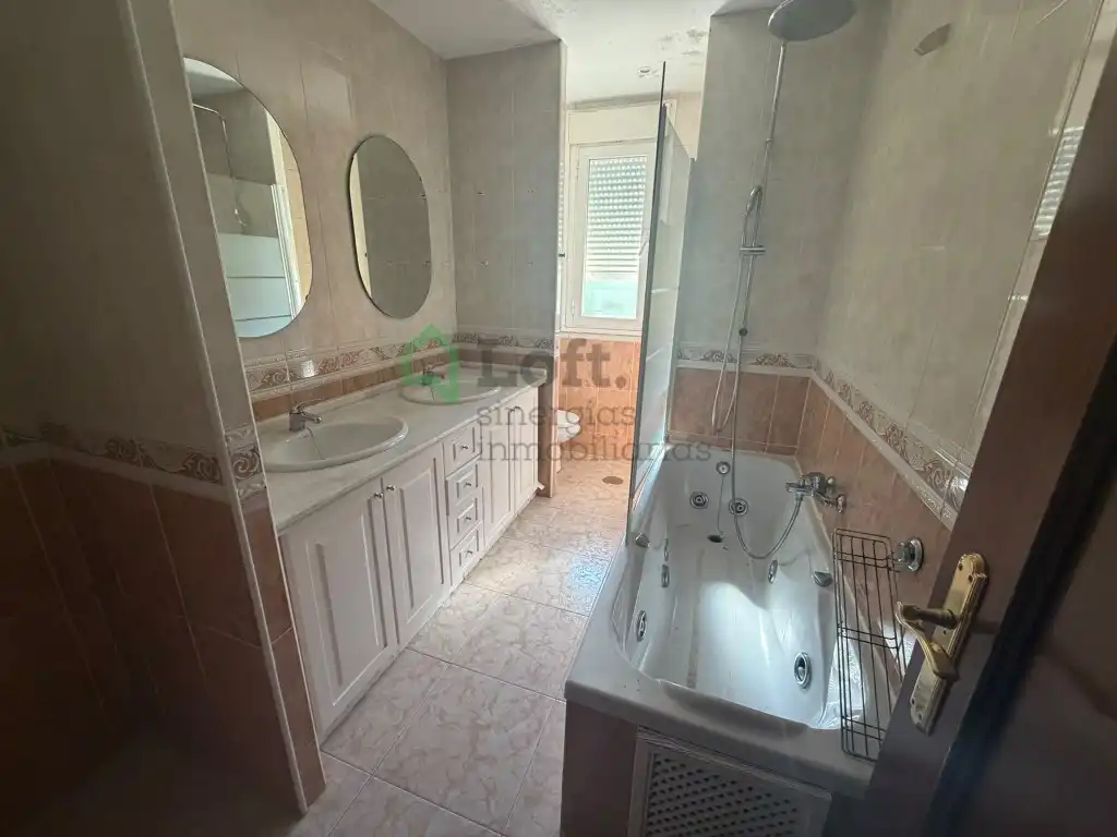 Detached house with pool for sale in Las Vaguadas, imagen 25