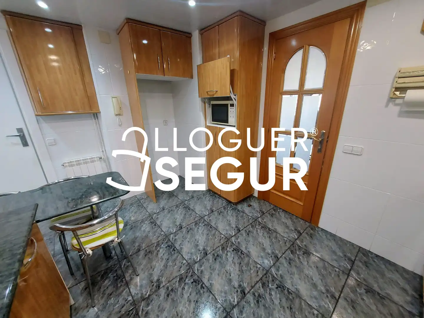 Cocina de Piso de alquiler en Barcelona con Aire acondicionado, Calefacción y Terraza