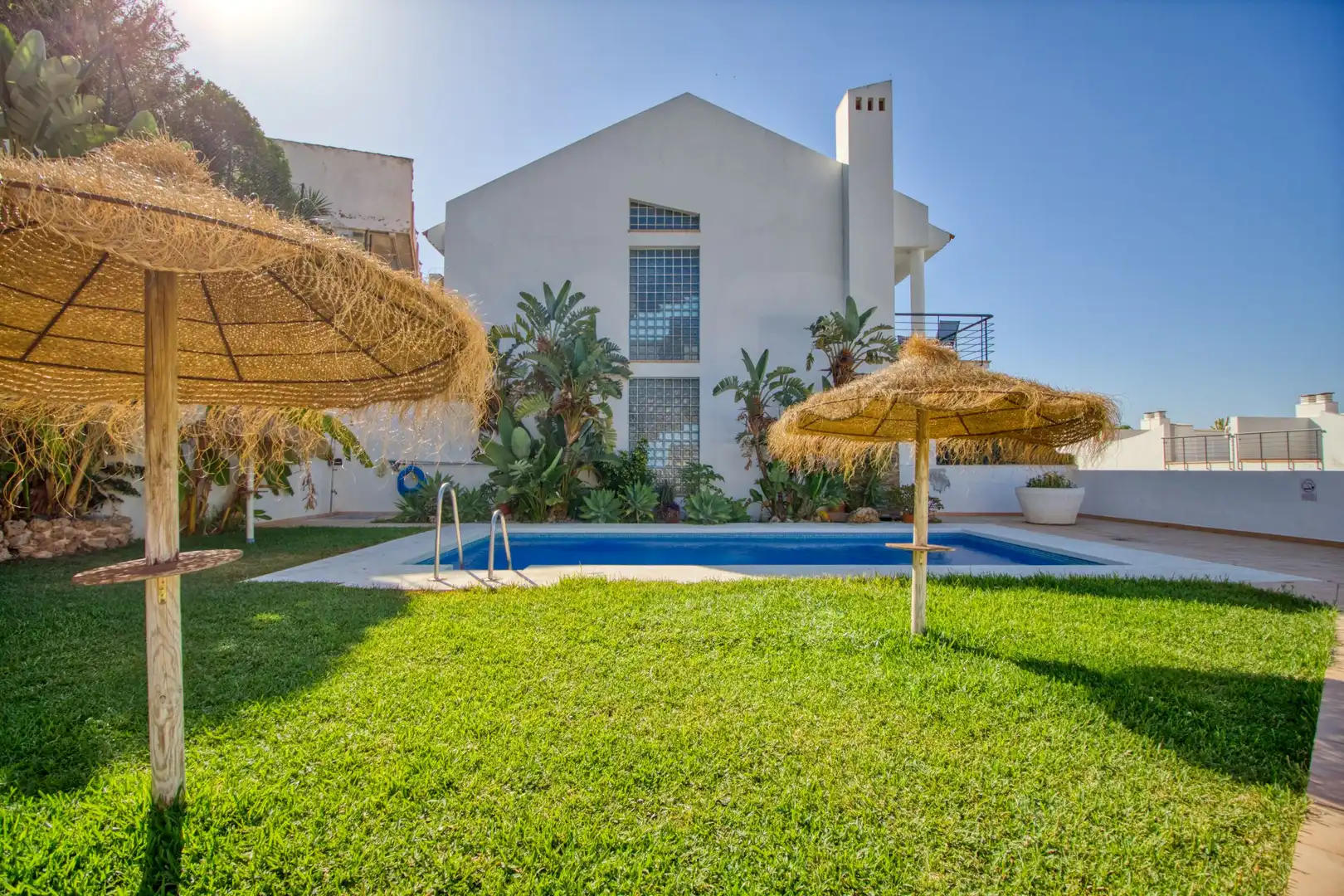 Casa aparellada amb piscina en venda a Torremuelle, imagen 6