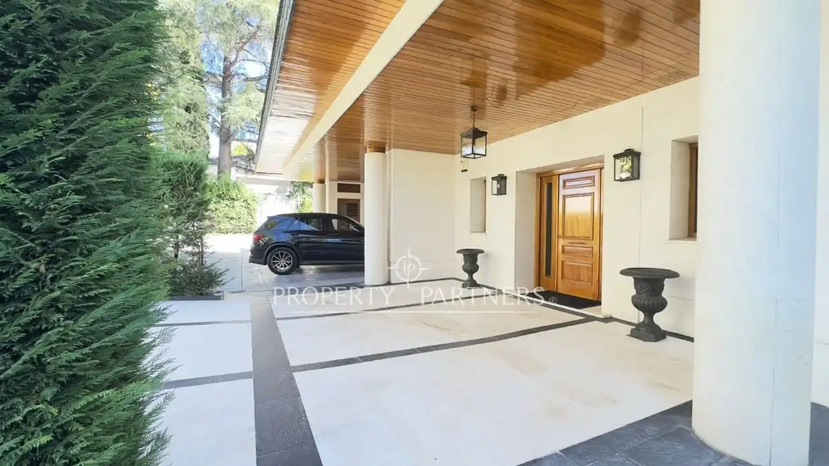 Chalet con piscina en venta en Hastings School - Sobradiel, imagen 3