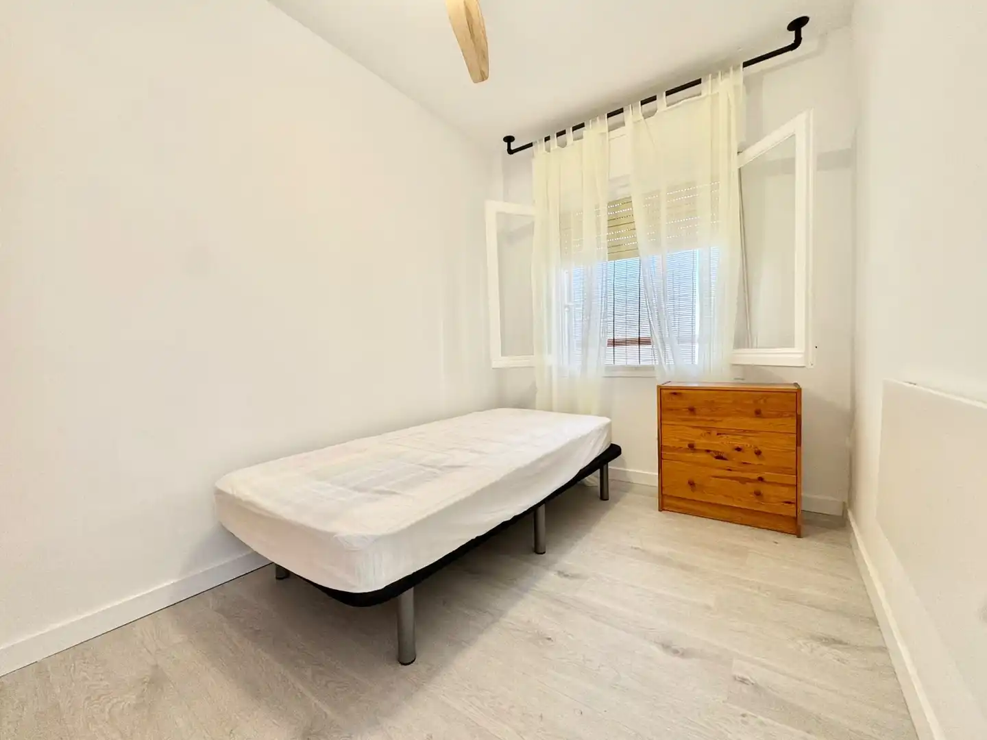 Bedroom of Apartments for rent in Torrevieja  with Air Conditioner, Heating and Terrace