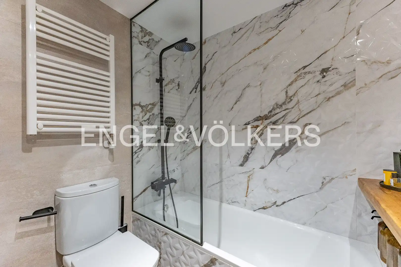 Baño de Dúplex en venta en Rubí con Calefacción, Parquet y Terraza