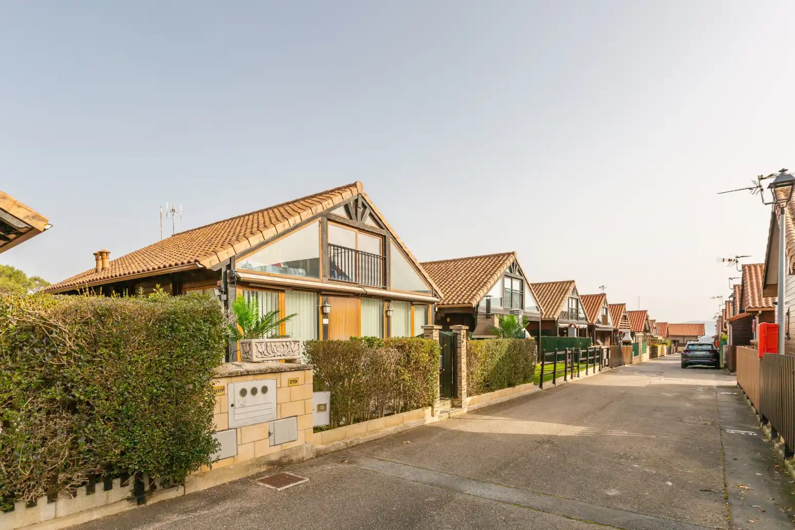Vista exterior de Casa o chalet en venta en Ayegui / Aiegi con Aire acondicionado, Calefacción y Jardín privado