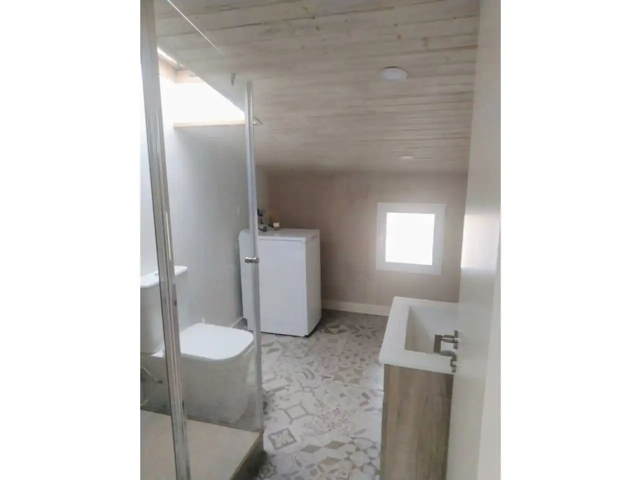 Bathroom of Apartments for rent in Burgos  with Heating and Furnished