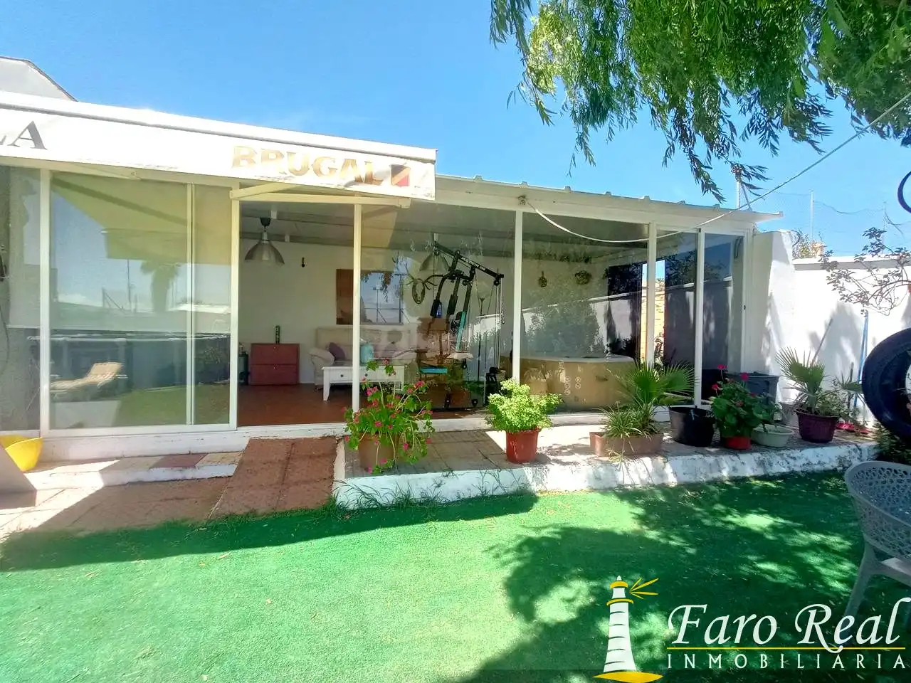 Jardín de Finca rústica de alquiler en Sanlúcar de Barrameda con Aire acondicionado, Jardín privado y Piscina