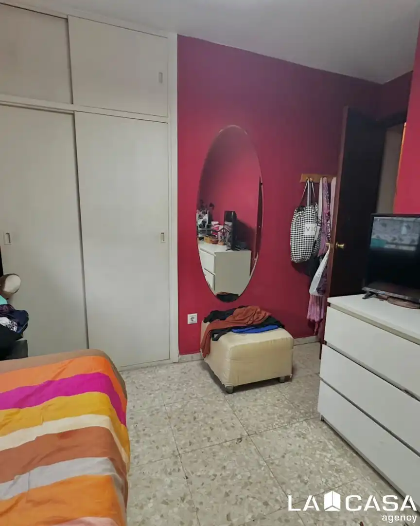 Habitación de Piso en venta en Sevilla con Balcón