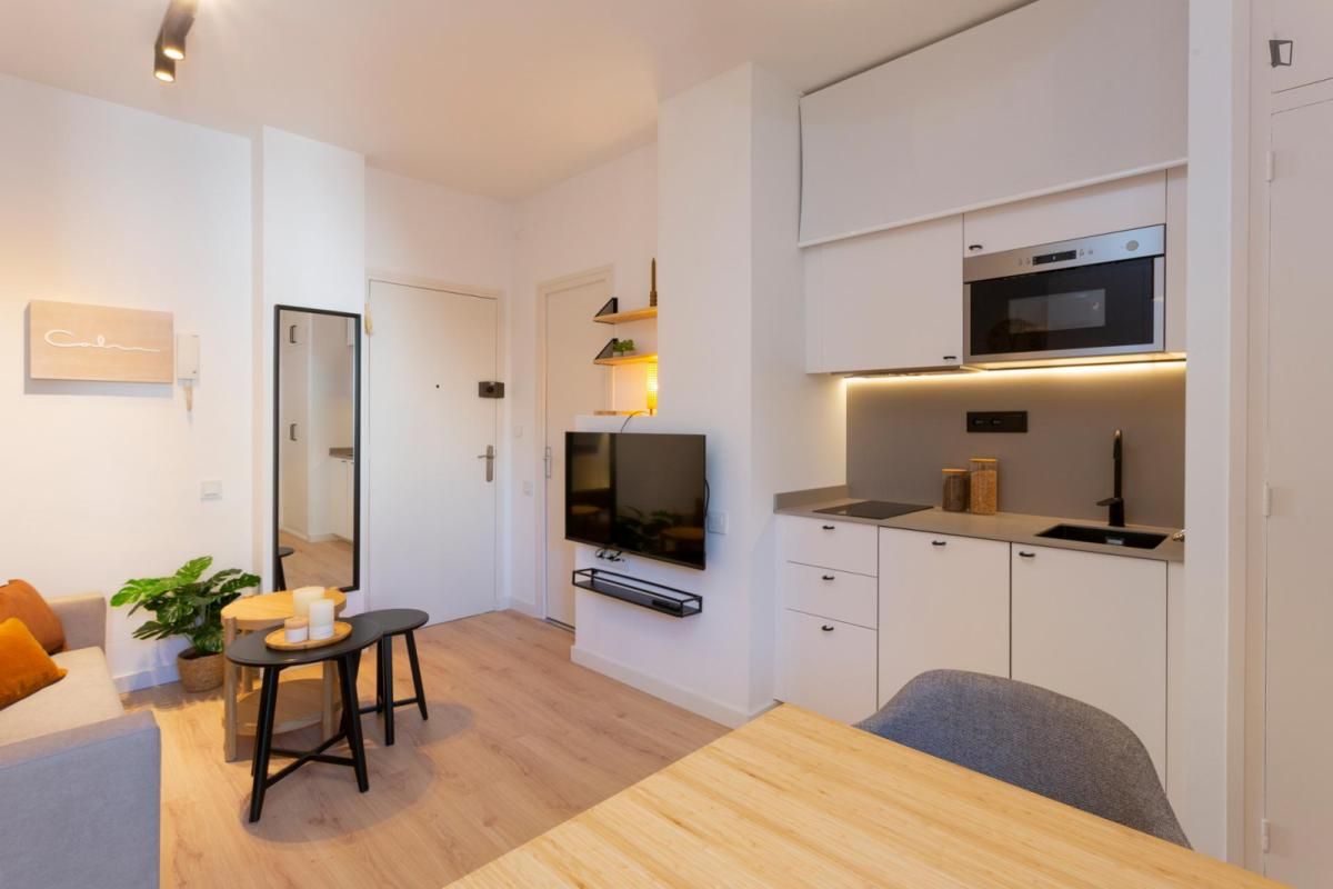 Study to rent in El Raval