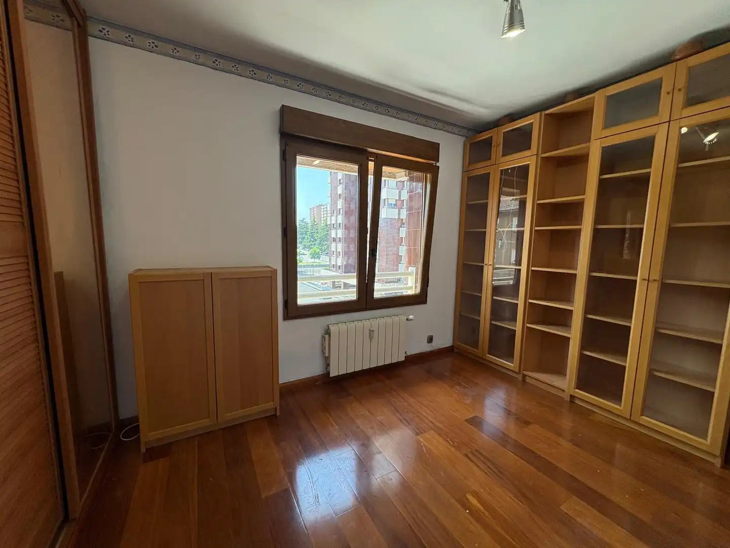 Habitación de Piso en venta en Gijón  con Calefacción y Trastero