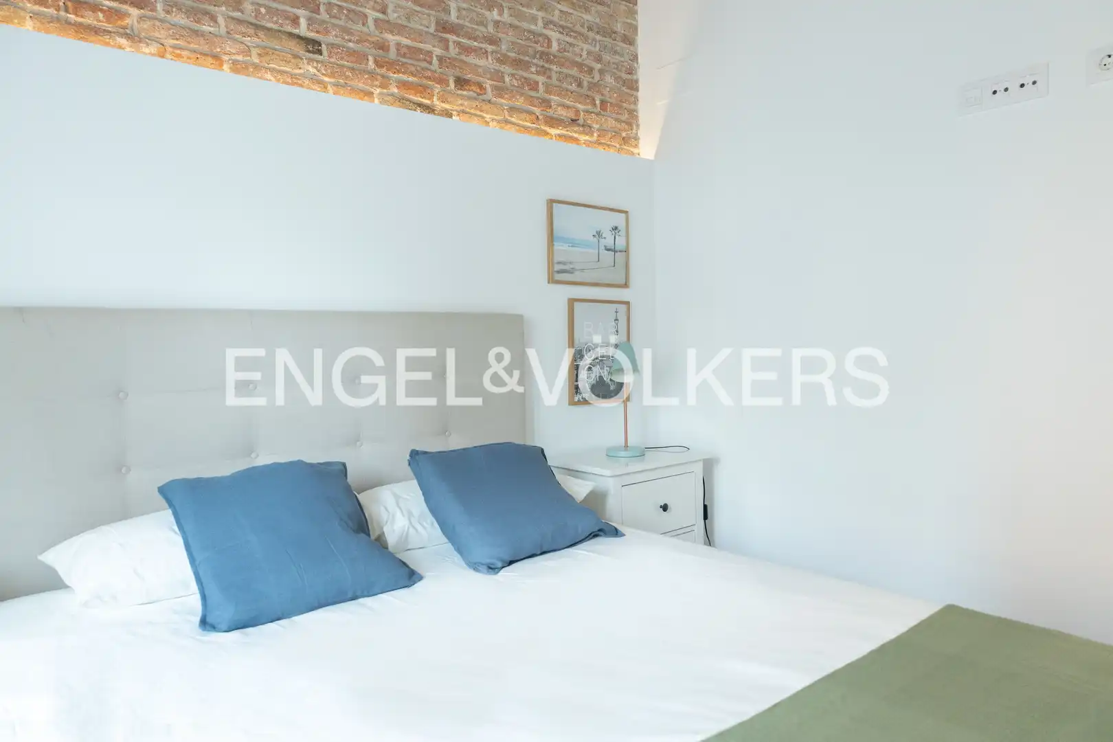 Schlafzimmer von Wohnung zum Verkauf in Barcelona mit Klimaanlage, Heizung und Parkett