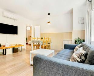 Sala d'estar de Apartament per a compartir en  Barcelona Capital amb Aire condicionat i Terrassa