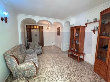 Piso con ascensor en venta en Calle Calvario