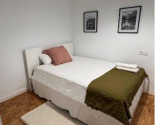 Bedroom of Apartment to share in  Valencia Capital  with Air Conditioner, Heating and Furnished